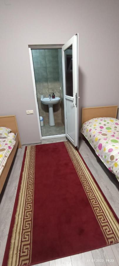 Olesya Guesthouse Mtsvane Konts'khi Exteriör bild