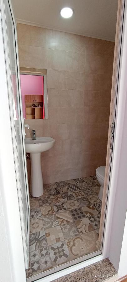 Olesya Guesthouse Mtsvane Konts'khi Exteriör bild