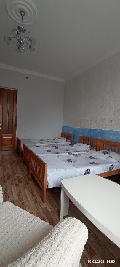 Olesya Guesthouse Mtsvane Konts'khi Exteriör bild