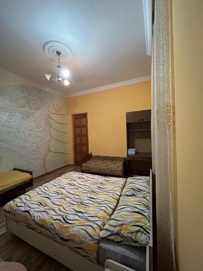 Olesya Guesthouse Mtsvane Konts'khi Exteriör bild