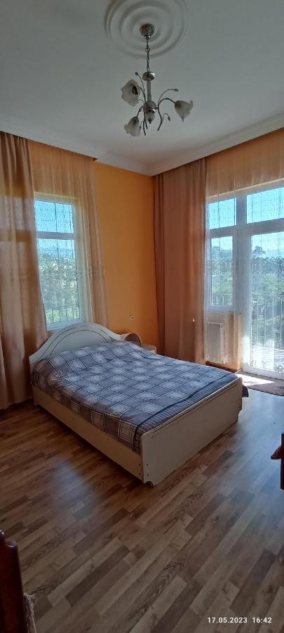 Olesya Guesthouse Mtsvane Konts'khi Exteriör bild