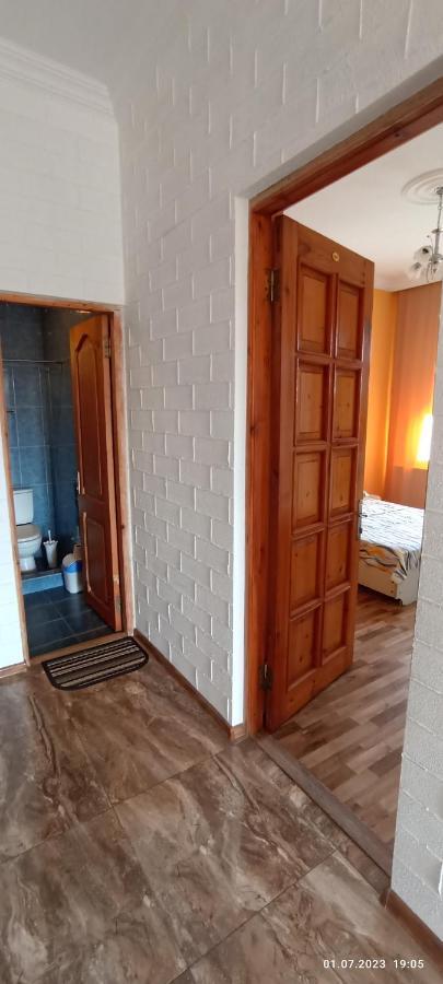 Olesya Guesthouse Mtsvane Konts'khi Exteriör bild