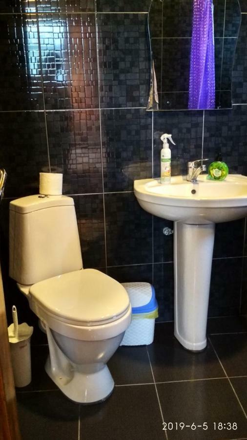 Olesya Guesthouse Mtsvane Konts'khi Exteriör bild